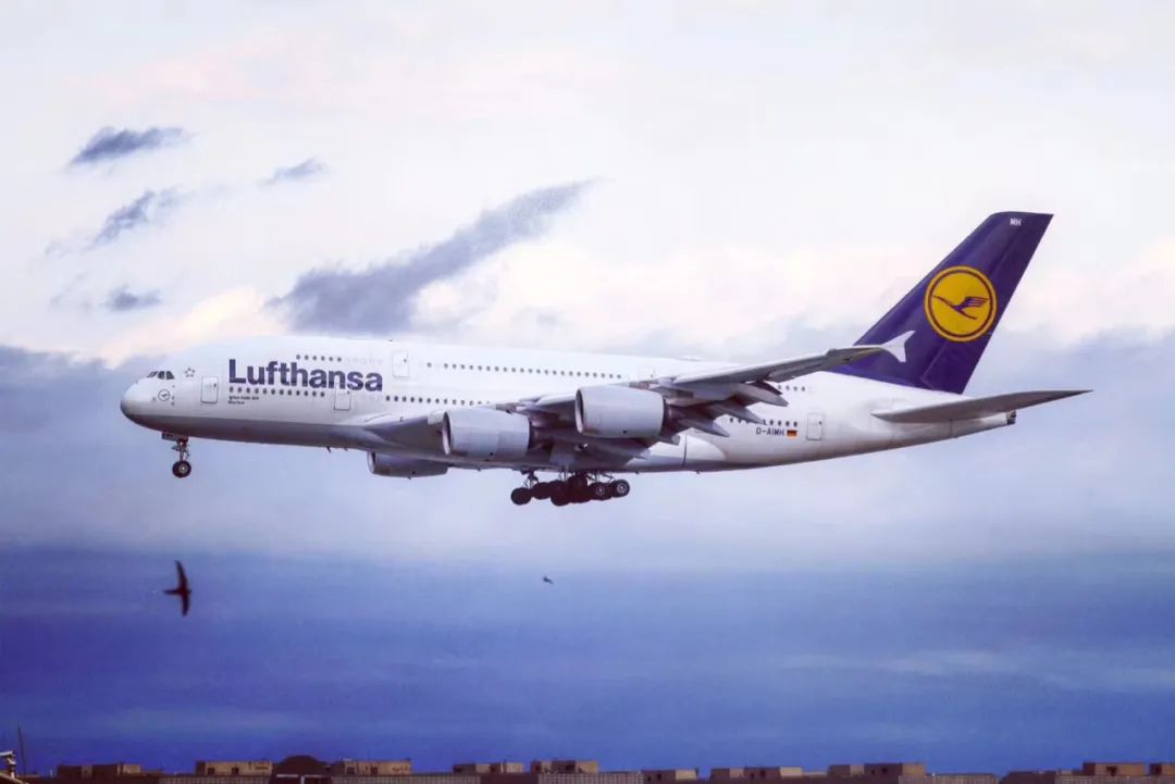 【5/31更新】飞机一直向上飞能脱离地球吗?的图5